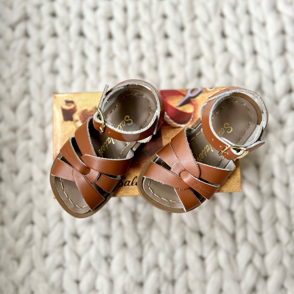 Salt Water Sandal in Tan - Excellent Condition